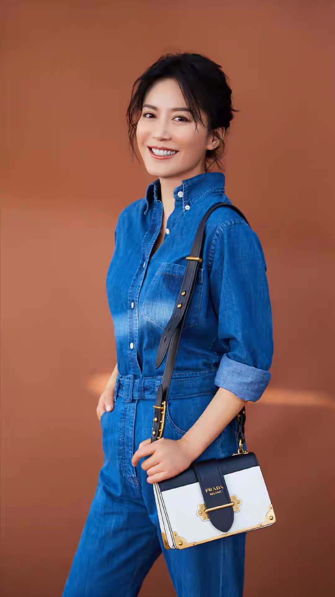 冻龄之外,俞飞鸿的清醒人生更动人!