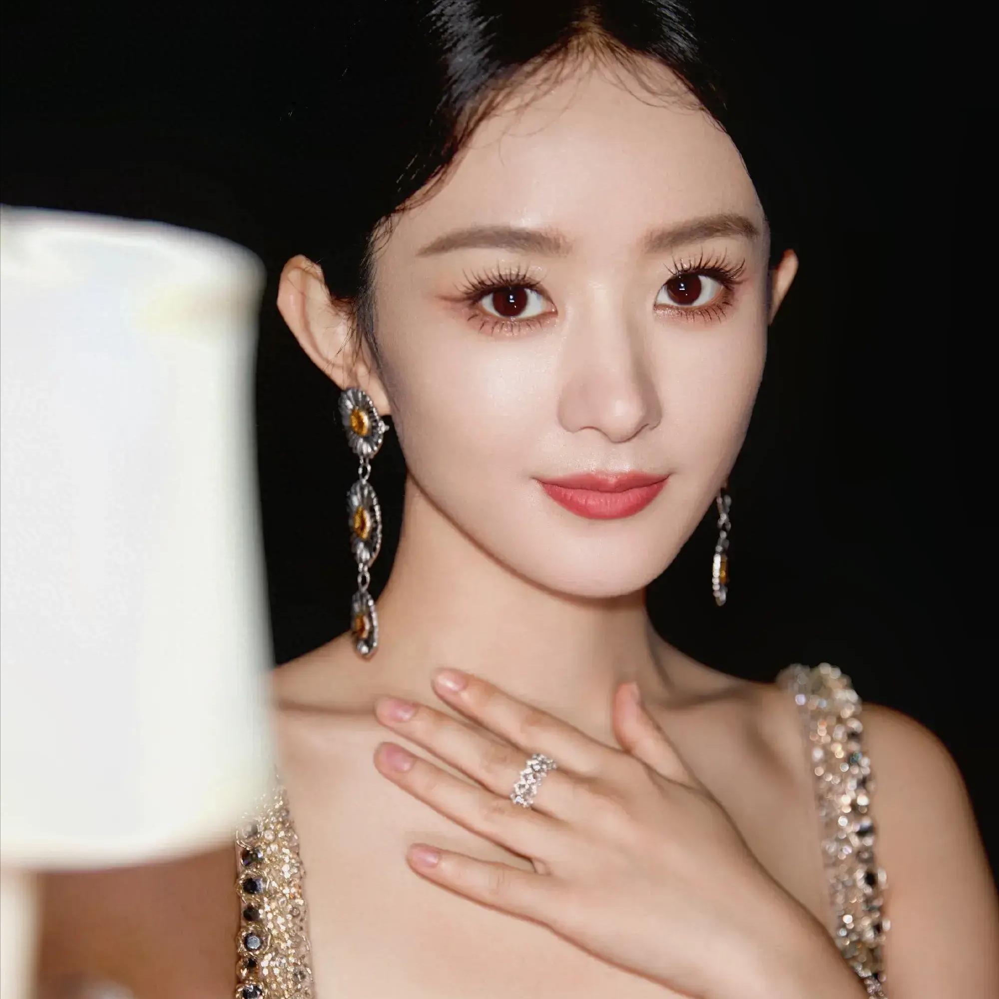 和赵德胤恋情真相大白5个月,央视点名赵丽颖,原来宁静没说谎