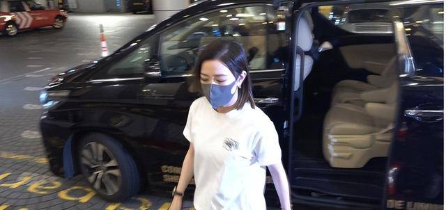 一路走好!香港资深男星患癌离世,半个港圈艺人去见最后一面