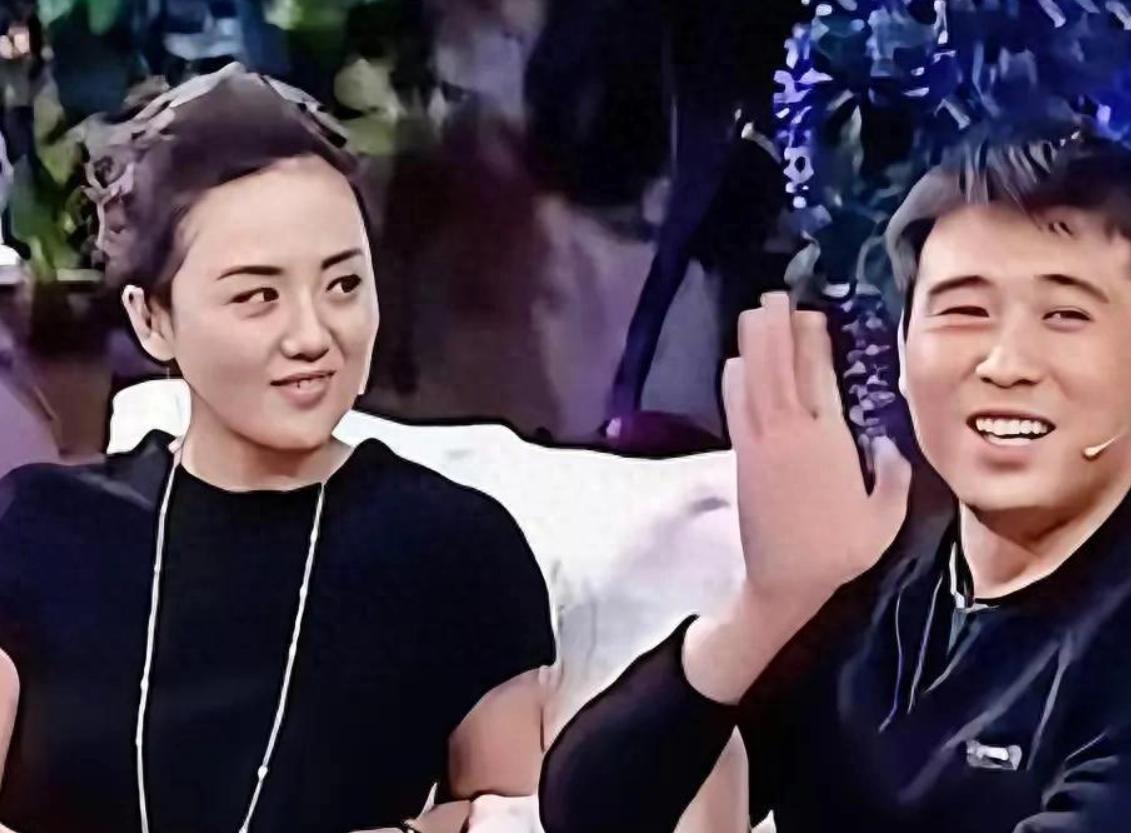 央视中秋晚会这夜,一舞台的专业歌手,却愣是没唱过两个跨界演员