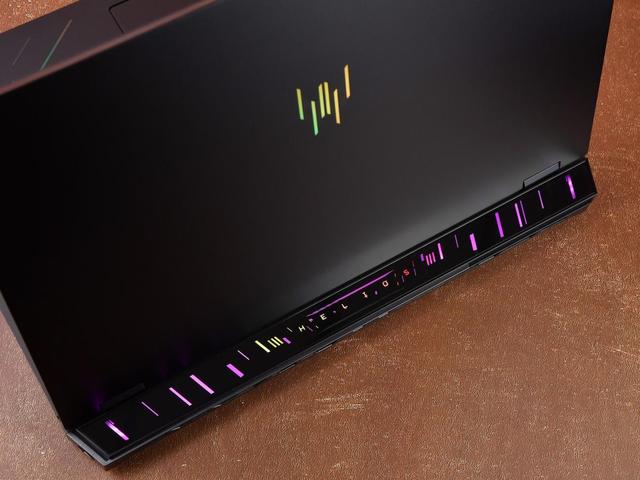 當代綜合戰力天花板！上手體驗掠奪者·戰斧18 AI旗艦電競本