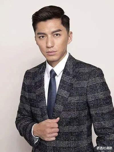 好巧！TVB小生开个唱与谢霆锋撞期不忘自嘲，被曝二人其实早有交情