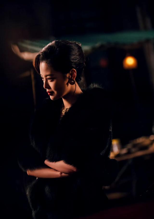 辛芷蕾弯道超车成功!一个月做了这么多大事,85花继续洗牌