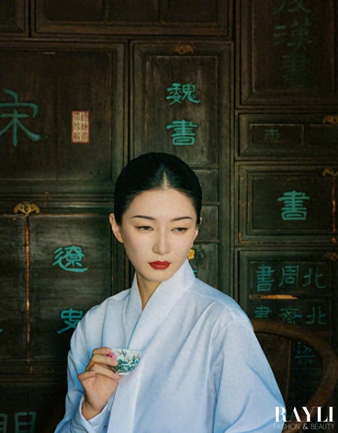 江疏影写真大片新鲜出炉