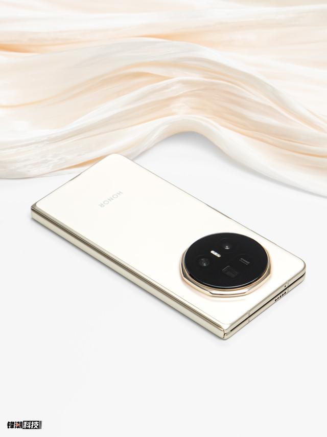 榮耀Magic V5評測：更輕薄，更智能也更強大的折疊機皇