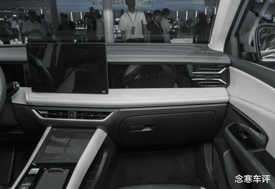 捷达VS8现卖9.59万起，轴距比VS7长1mm，这操作厂家也太精明了