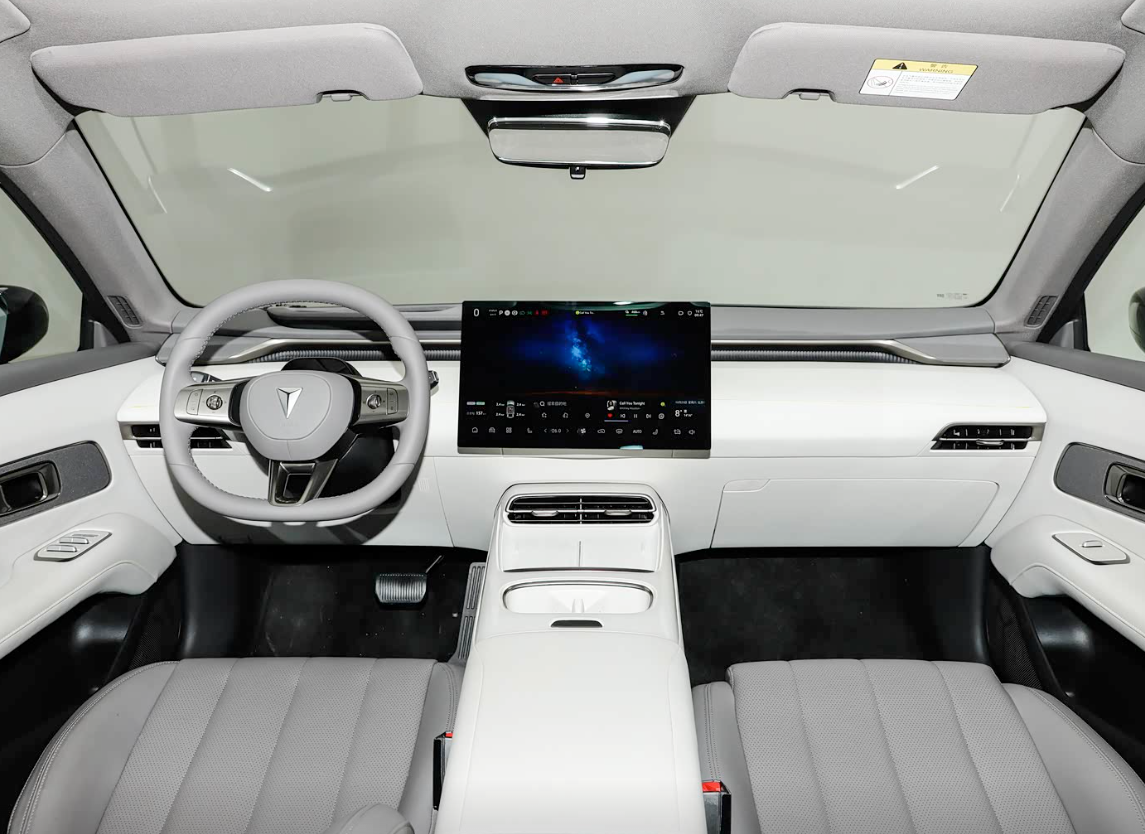 售价13.49万元起,纯电续航最高670km,深蓝L06正式上市