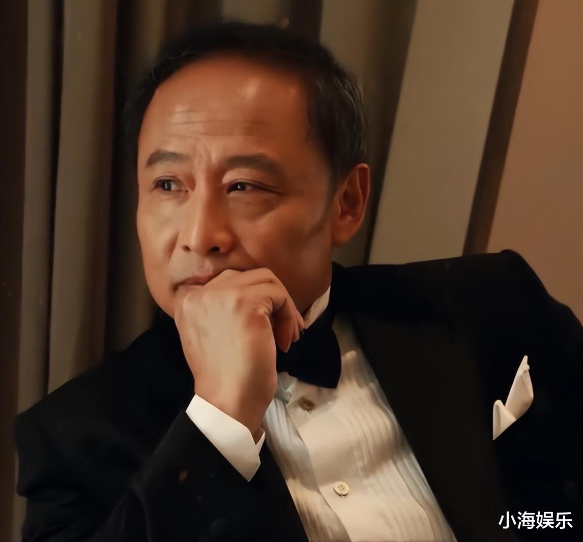 周野芒回应上热搜！承认已给足奚美娟体面，自称在逆境中活下来