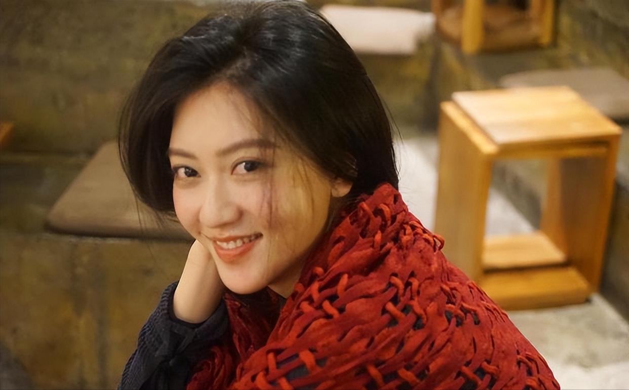 5位被名字“拖累”的女星,个个貌美如花,却有一个很拗口的名字