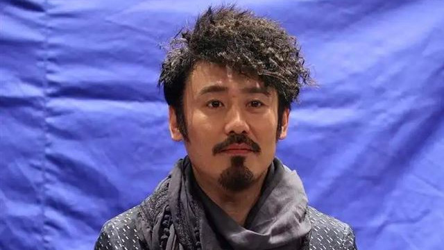 解气！陈昱霖出狱报复吴秀波，7年隐忍一朝爆发，大快人心