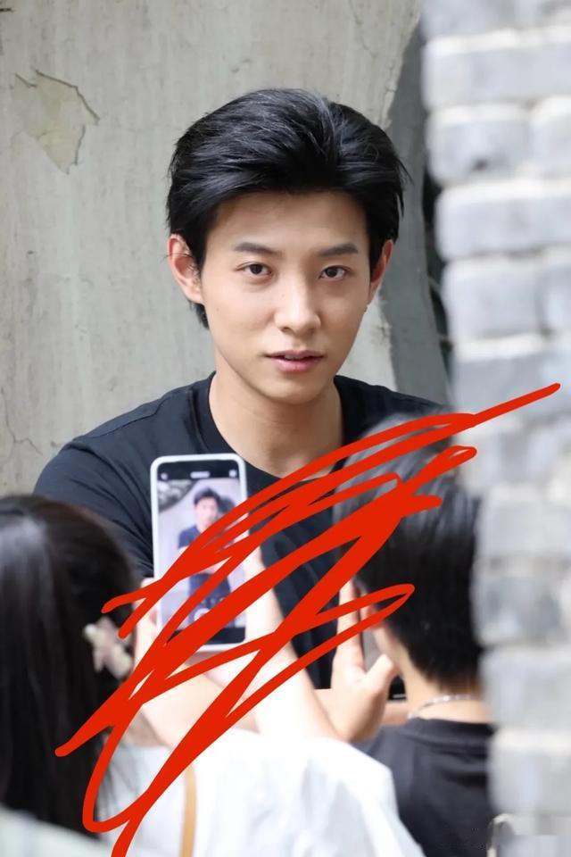 短剧霸总们离开十级美颜后还有谁能看?