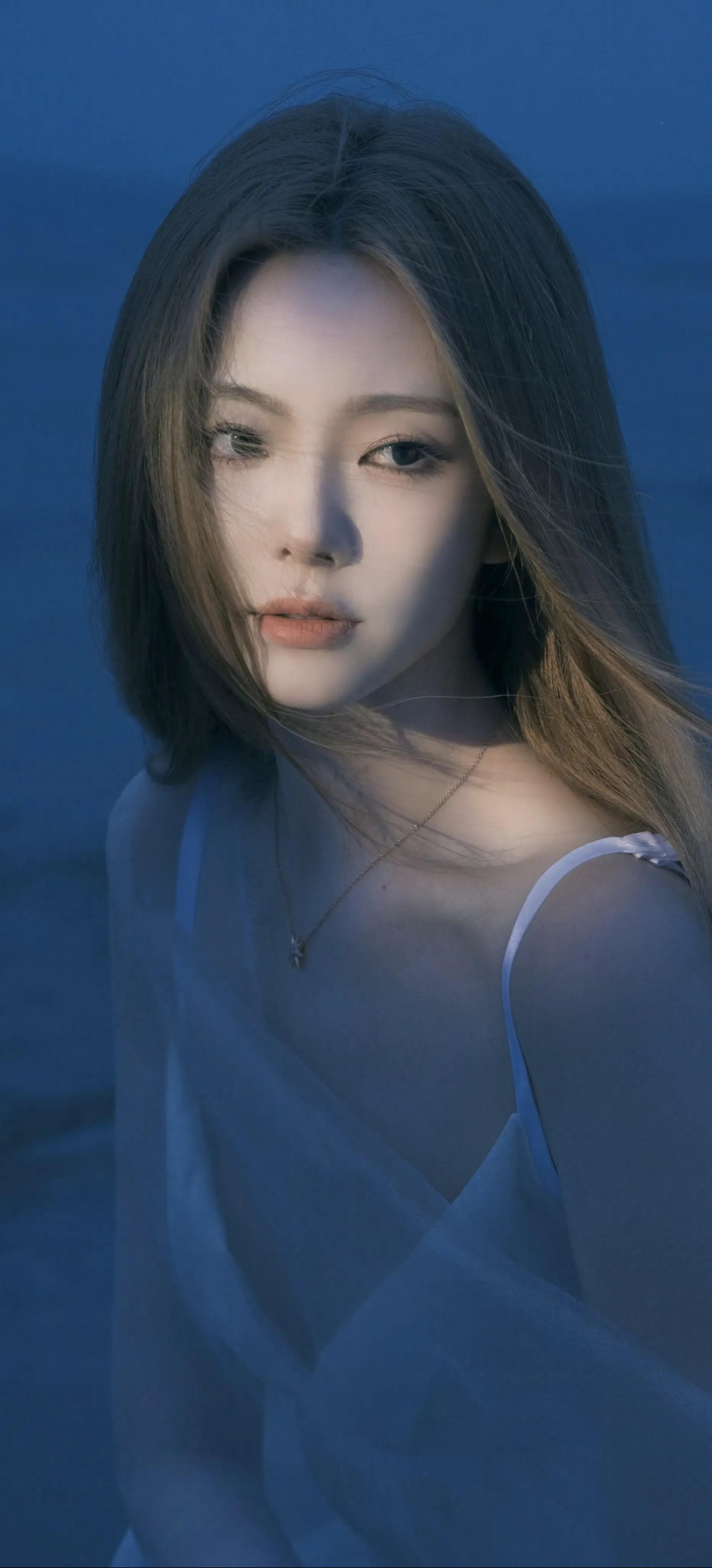 陈卓璇有点点迷人,陈卓璇壁纸身材不错嗓音好听