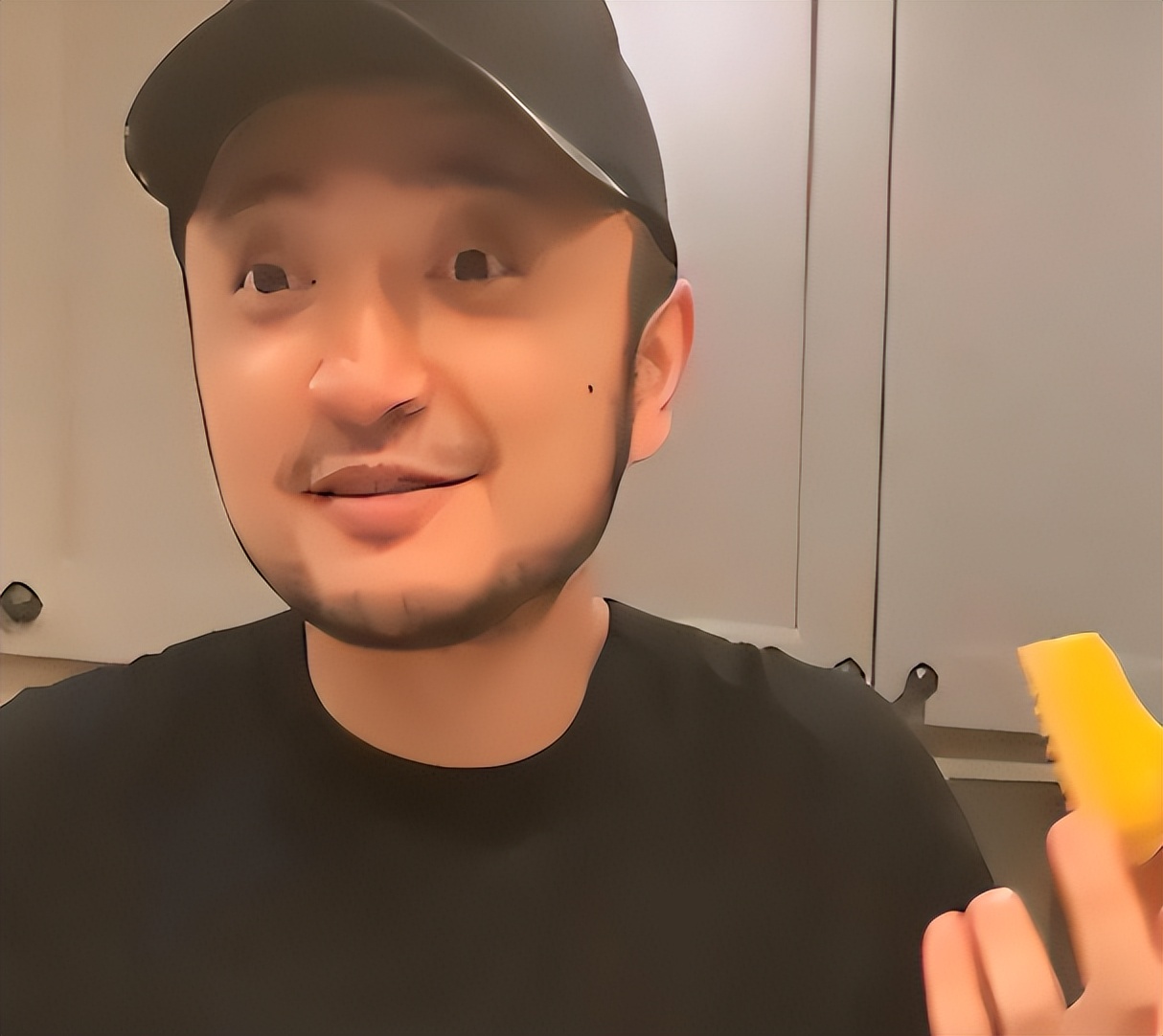 2026年春晚主持人官宣不到24小时,恶心一幕发生 尼格买提被骂惨了