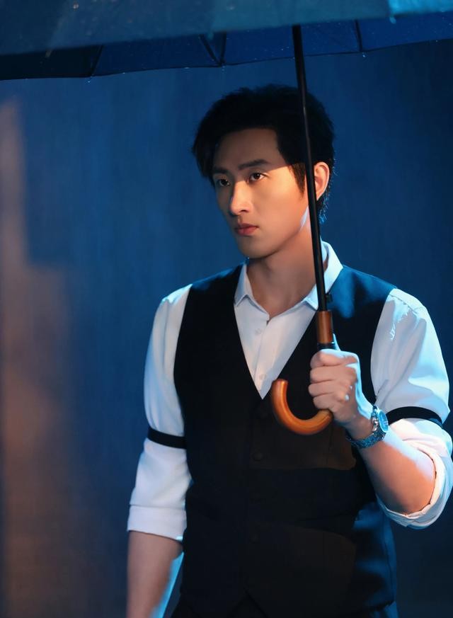 “短剧一哥”宝座易主!陈添祥第8,刘萧旭第4,他凭什么霸榜榜首