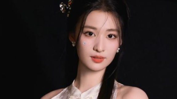 王楚然600度近视拒手术：阴影、职业与健康的多重考量