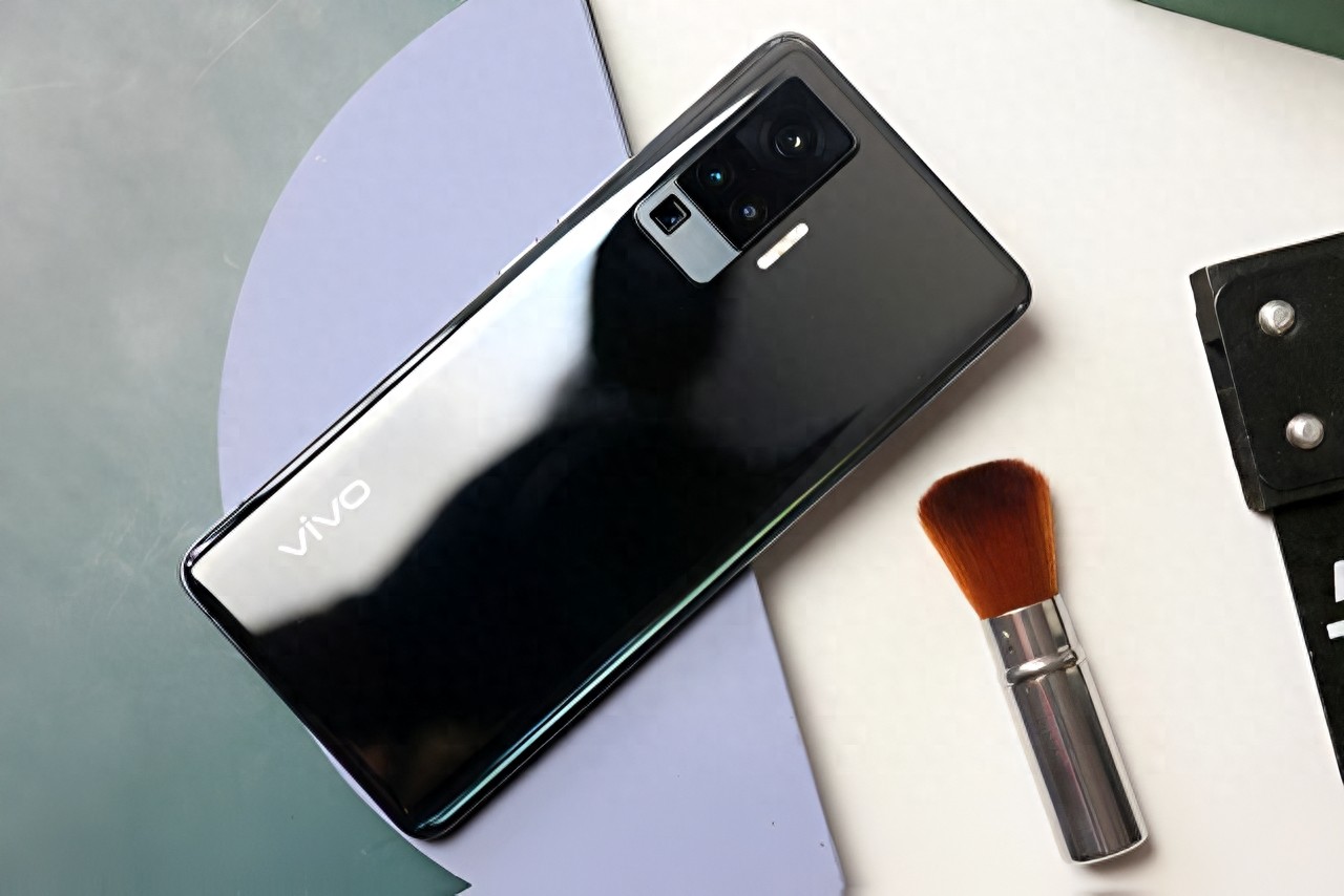 不談參數！從曲屏到直屏，用事實證明又愛又恨的體驗