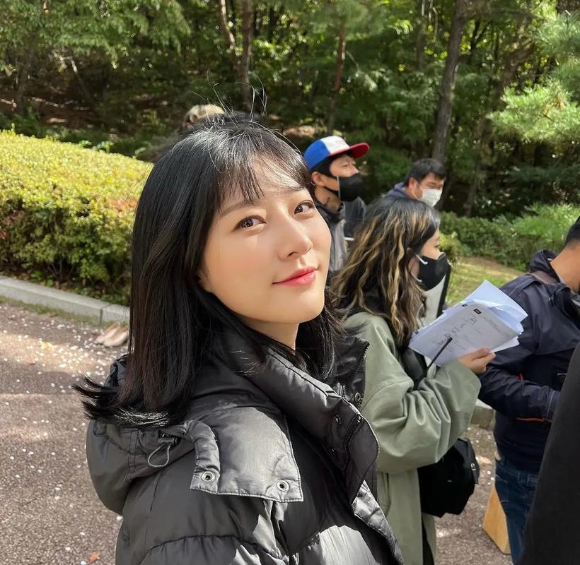 金秀贤方称金赛纶25岁结婚遇人不淑：丈夫酗酒家暴！转移视线脱身？