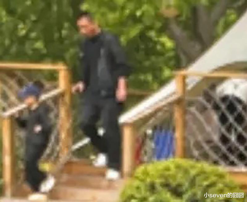赵丽颖与神秘男子带儿子郊游,男方疑似赵德胤,绯闻风波持续升级