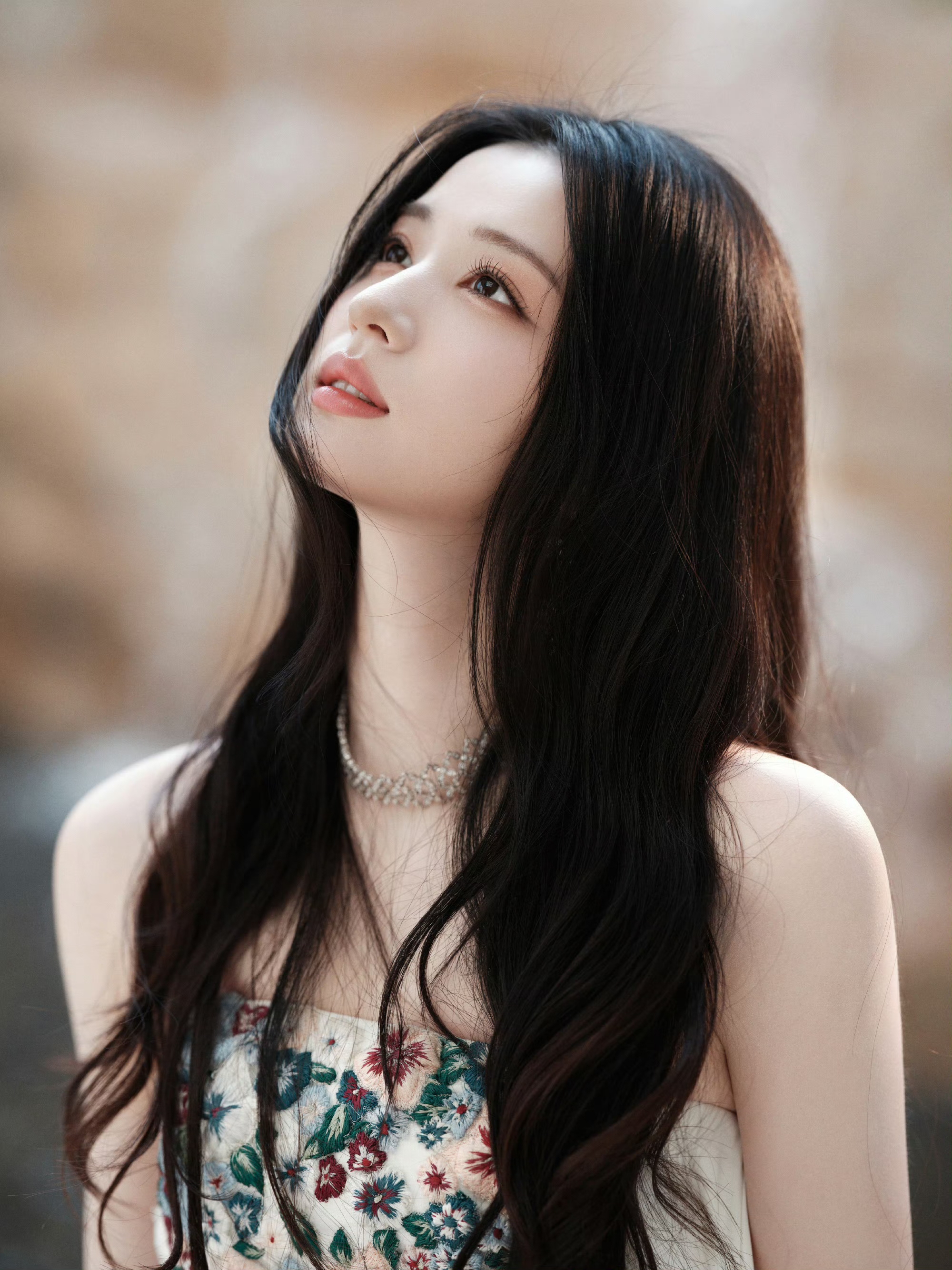 王楚然大气美女