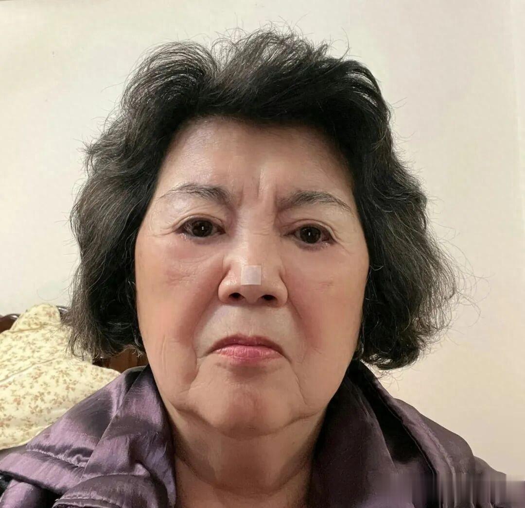 82岁资深女星惨遭频繁易角，自叹入行60年零退休金：演员最可怜！