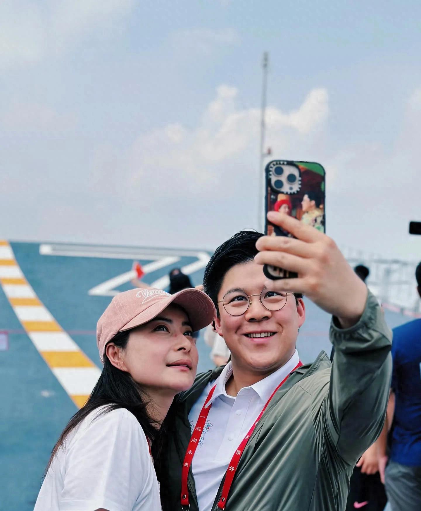 曝霍启山和娜然偶遇照！俩人疑交往两年多，女方为爱学粤语学做菜