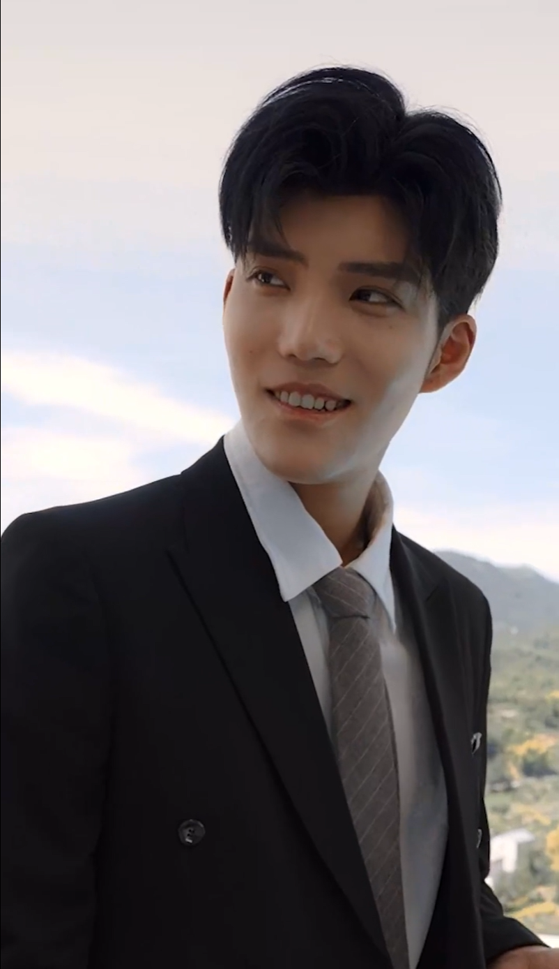 短剧圈也混进了“资本家的丑孩子”？颜值平平还演霸总、绝世美男