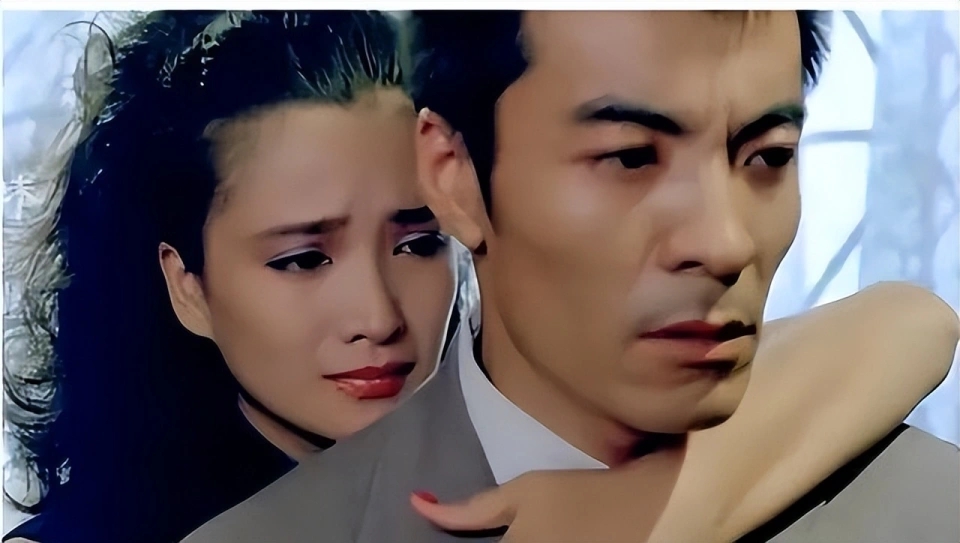 61岁何晴离世！儿子24岁，知情人爆患脑瘤多年，癌症恶化无法手术