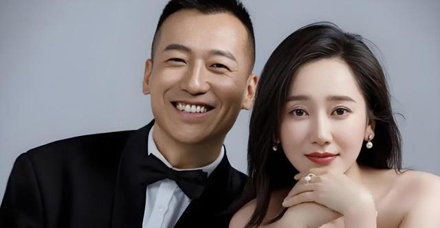 原来他们是夫妻,丈夫是低调星二代,妻子如今搭档张译,终于红了
