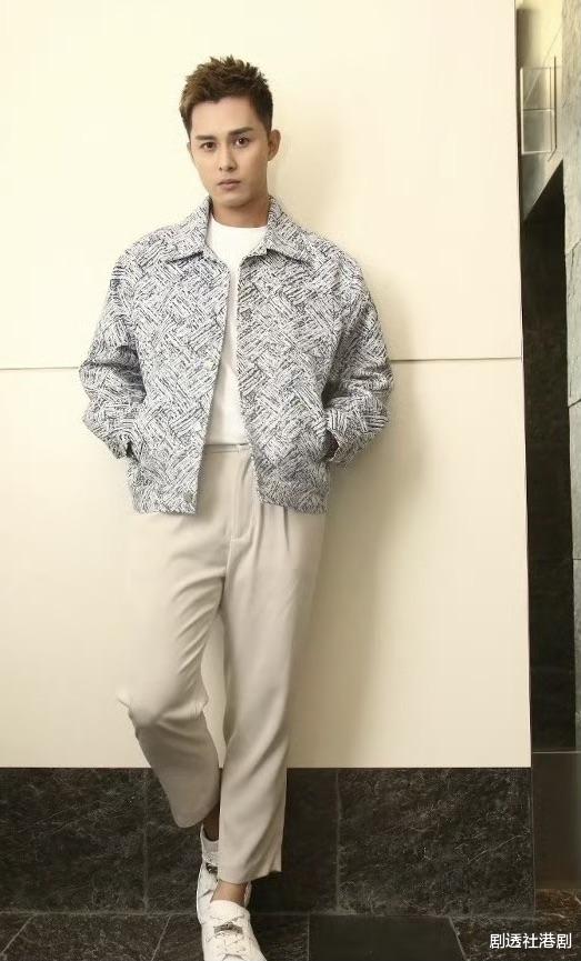 TVB力捧小生自曝有听力障碍!严重时可能失聪,与女友明年完婚