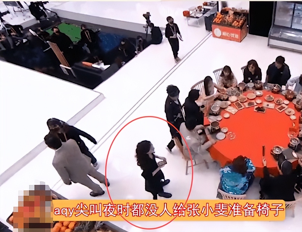 巴黎世家明星“见光死”：张小斐土，杨超越水桶腰，王子文嘴咋了