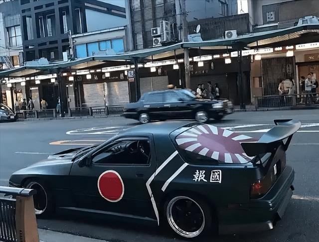 戏子误国,被央视点名批评的3位明星恶贯满盈,没有一个值得同情