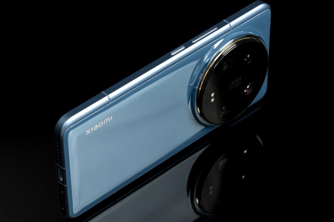 小米影像旗舰加速清仓，16+512GB跌价3000元，大底主摄+120倍变焦