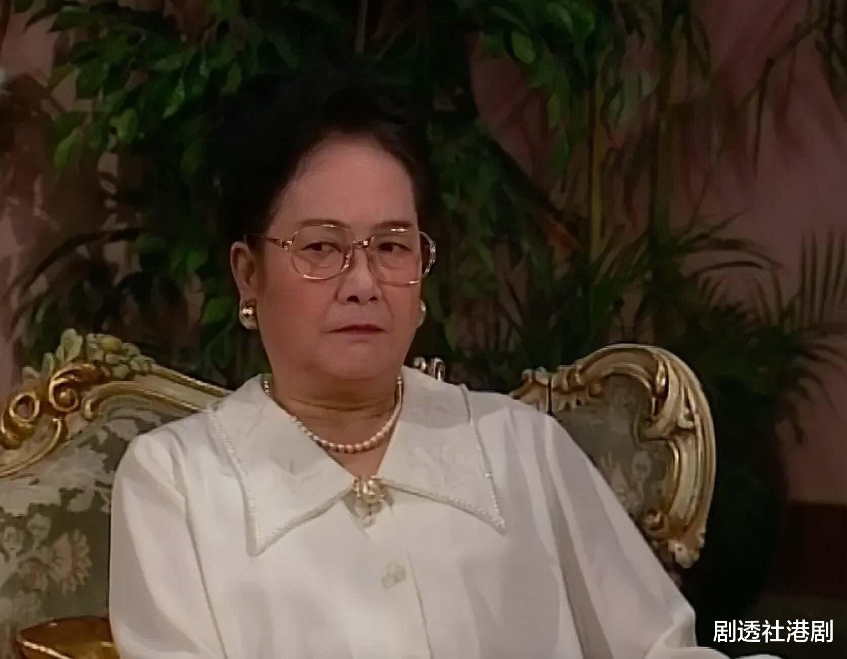 一路走好！香港资深演员离世终年93岁，和初恋男友结婚70年恩爱如初