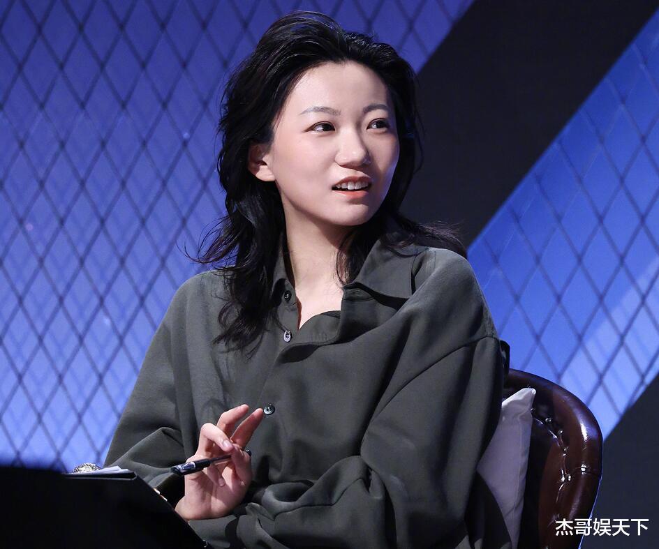 陈卓璇，看似该骂，实则该夸