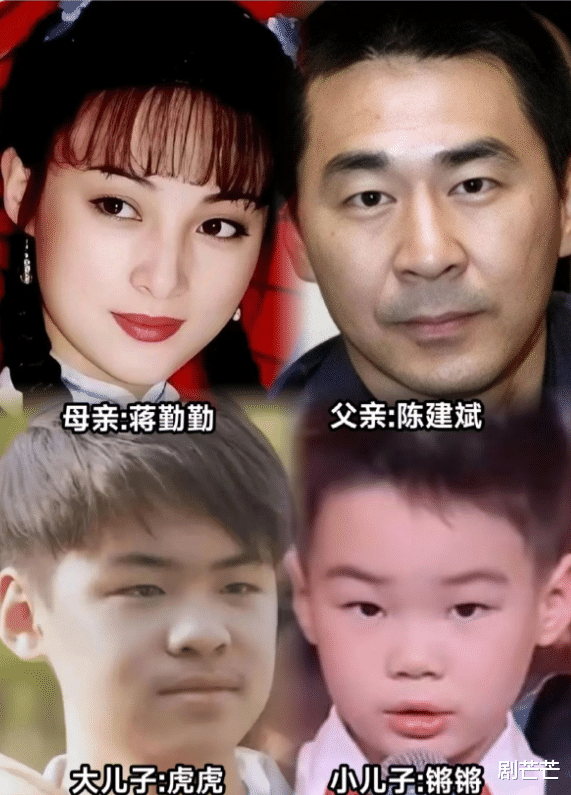 看了贾静雯大女儿颜值变化,才懂赵又廷的心酸:女儿像爹太愁人了