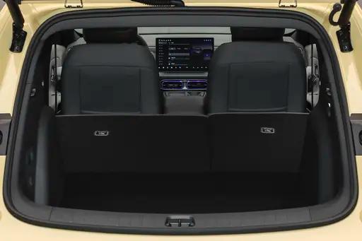 10万级小钢炮实锤！零跑Lafa5：后驱+6.4秒破百，配置香到离谱