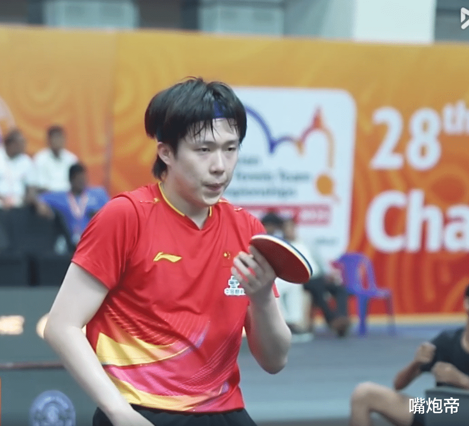 国乒8大巨星回顾亚锦赛，孙颖莎王楚钦带头发话，全提到荣耀和团结