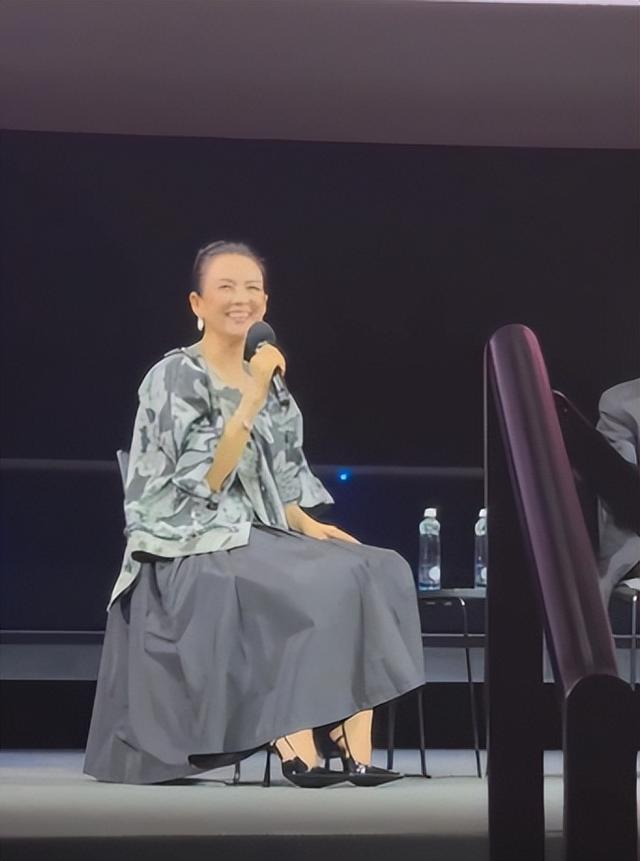 持续快20秒！章子怡终于得偿所愿，李安是关键，张艺谋也被提及