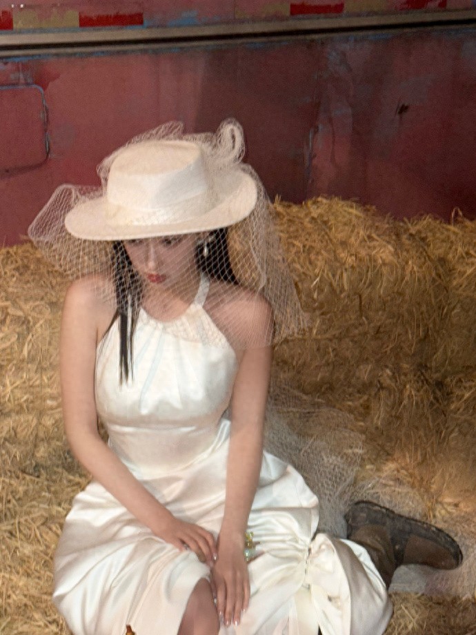 程潇瘦了好多，好怀念以前那个圆润的她 ???。