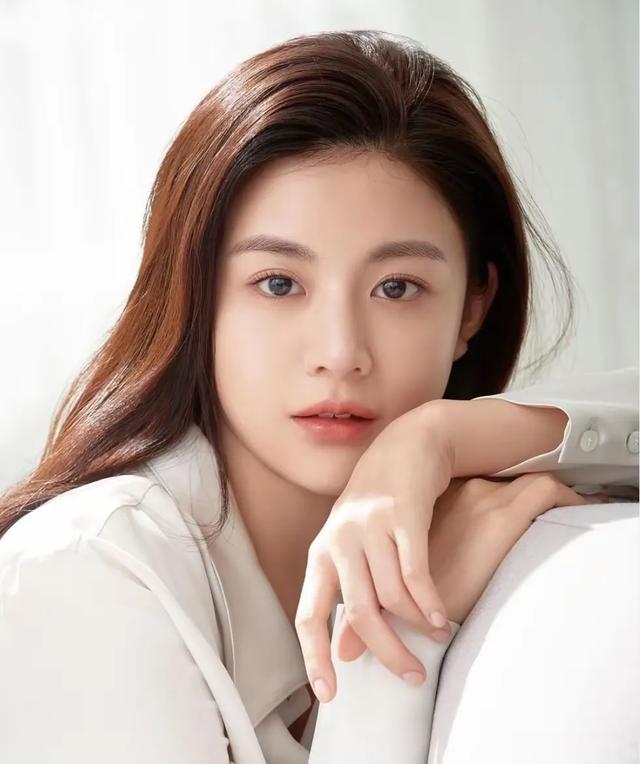 美图欣赏：高允贞