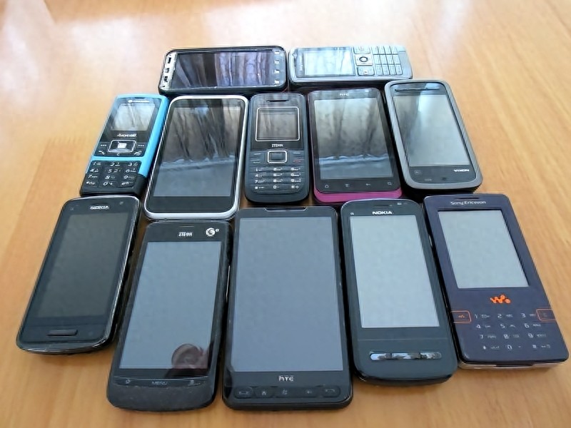 手機根本不是用壞的！真相揭秘：廠商最怕的‘2+1換機法則