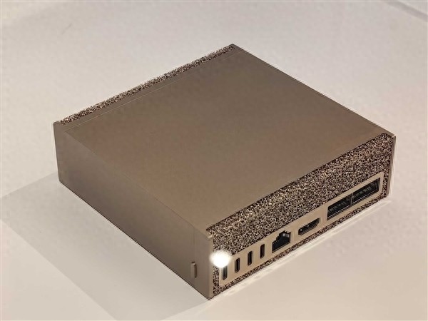 NVIDIA首款桌面CPU首戰失利！DGX Spark迷你機爽約仍未發布