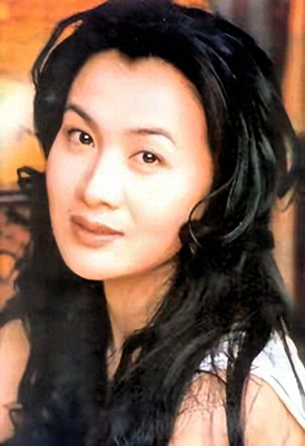 41岁女星为生子拒治癌，20年后，儿子用一首歌让她“回家”