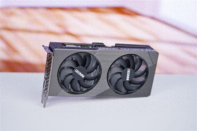 映眾RTX 5050曜夜顯卡評測：DLSS 4普及 RTX 4060可以退休了