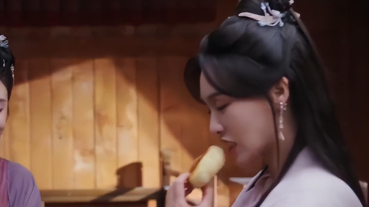 不会演别尬演！《念无双》唐嫣一出手，让观众看清假吃有多离谱