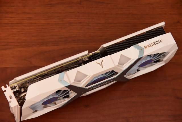 2K可光追！神器如此卡，AMD RX9060 XT全線夾擊NVIDIA！