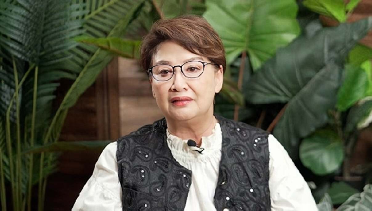 突发！香港知名女星自曝三度流产，隐忍前夫婚内出轨长达十年