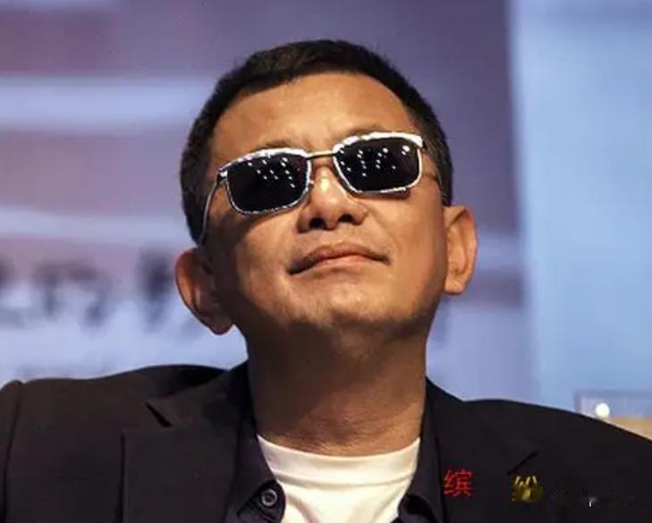 王家卫凉凉!开会支持《繁花》副导演精日言论,网友让他滚出中国