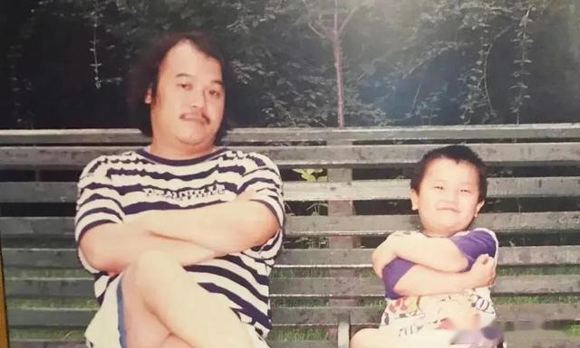 演员方青卓住北京别墅,爱做饭生活接地气,如今70岁是大学教授