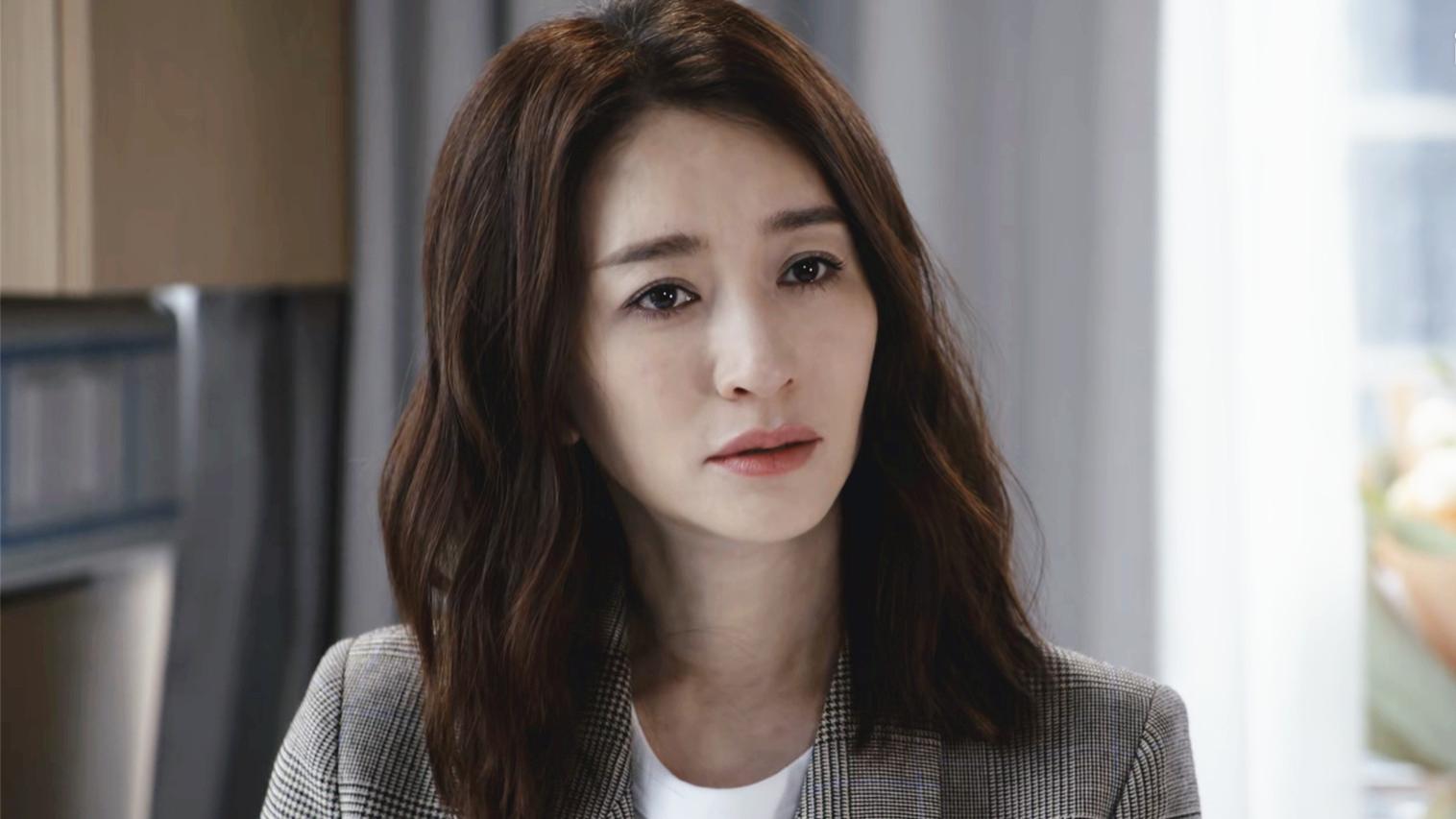 《乌云之上》直到周雪曼爬上王学华的床，还不知，自己早已经露馅